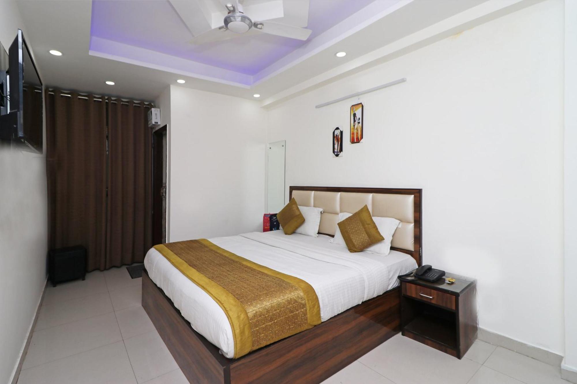 Hotel O Sweet Palace New Delhi Exterior photo